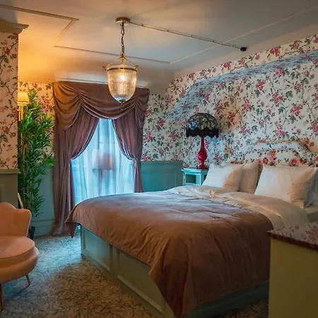 Charmante Skostredet 5*