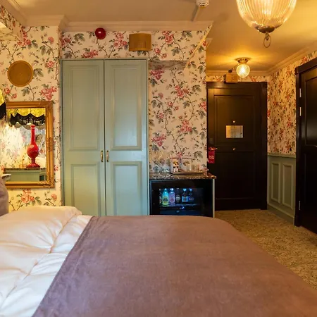 Charmante Skostredet 5* برغن