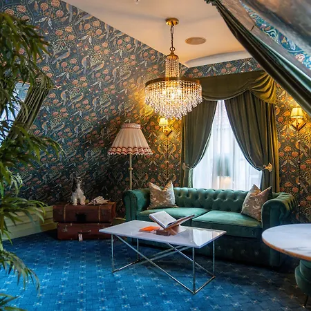 Charmante Skostredet Hotell