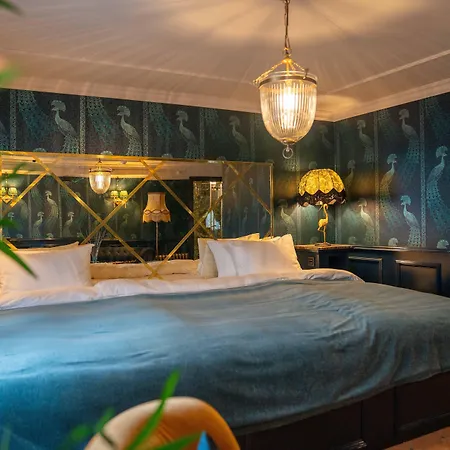 Hotel Charmante Skostredet