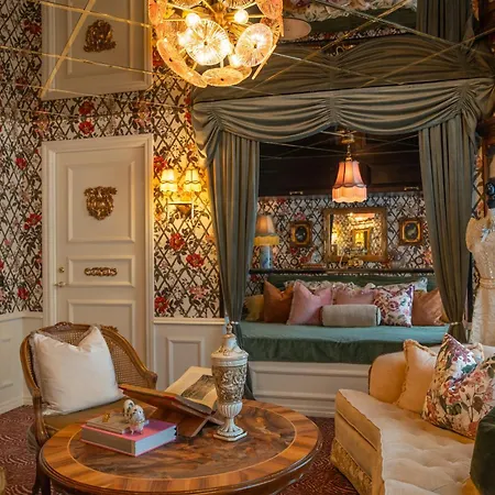 Charmante Skostredet 5* برغن