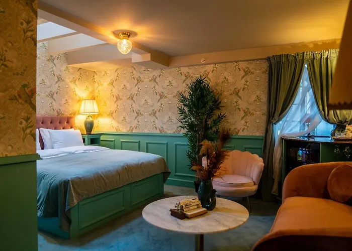 Hotel Charmante Skostredet