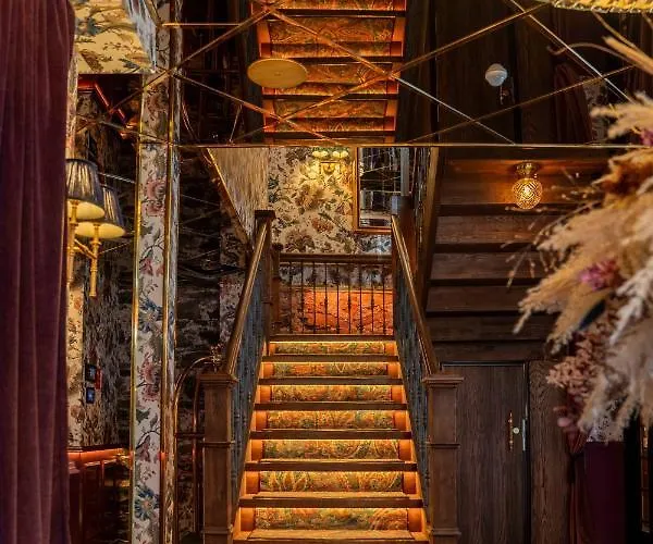 Otel Charmante Skostredet