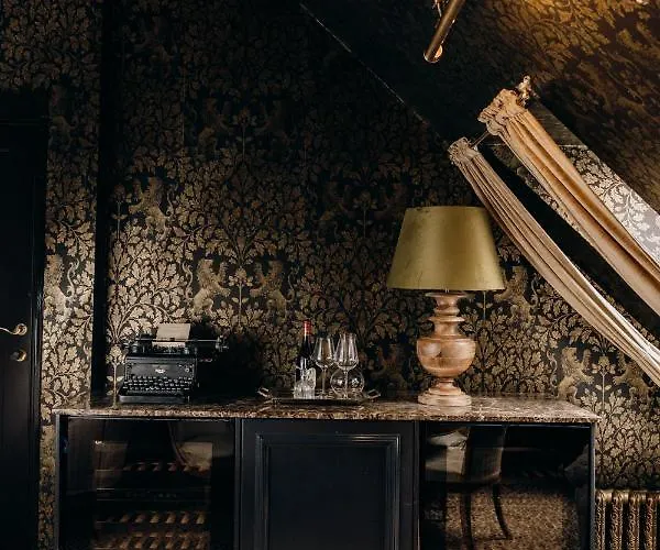 Otel Charmante Skostredet