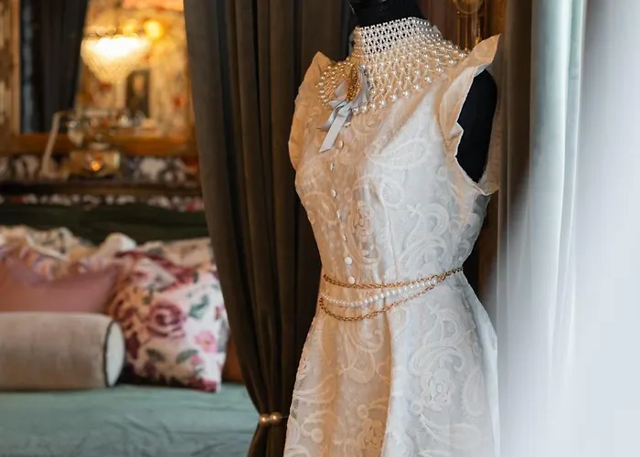 Hotel Charmante Skostredet 5*